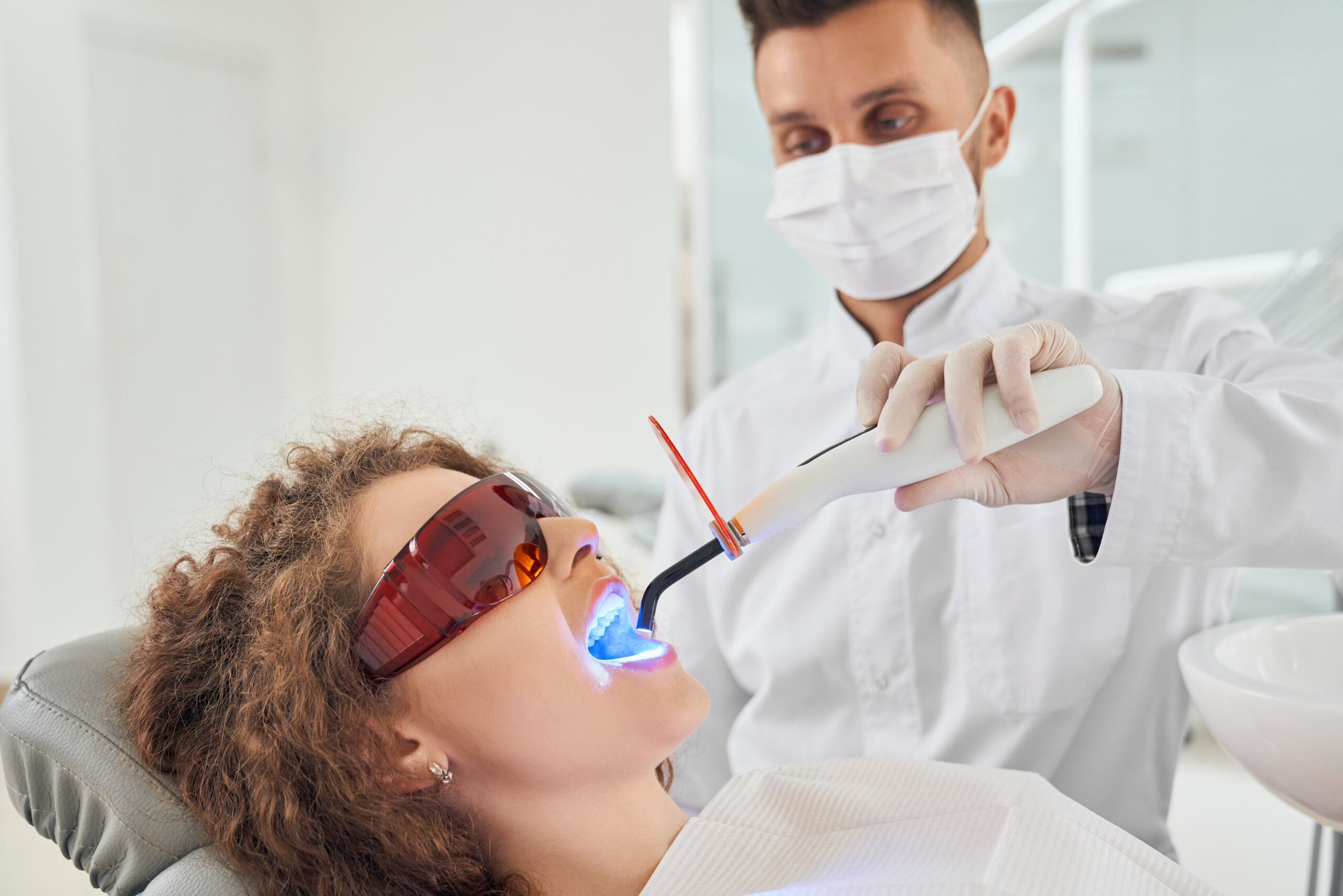 Why Choose Laser Teeth Whitening? The Bigger Difference Explained