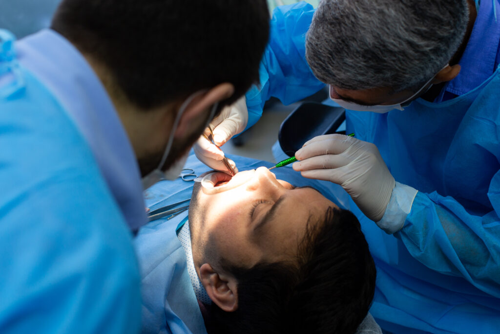 emergency-tooth-removal-extraction