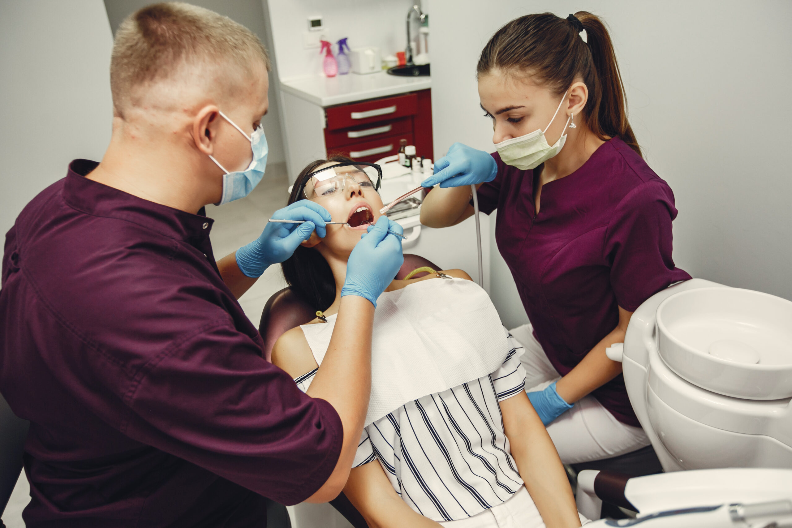 Toothache, Broken Tooth or Swelling? Your Ottawa Dental Emergency Guide